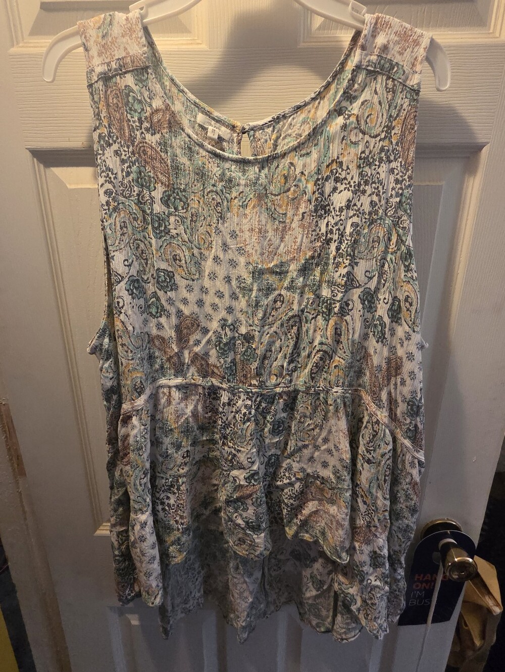 Sleeveless Paisley Tiered Tunic Tank Top - White, Green & Brown
